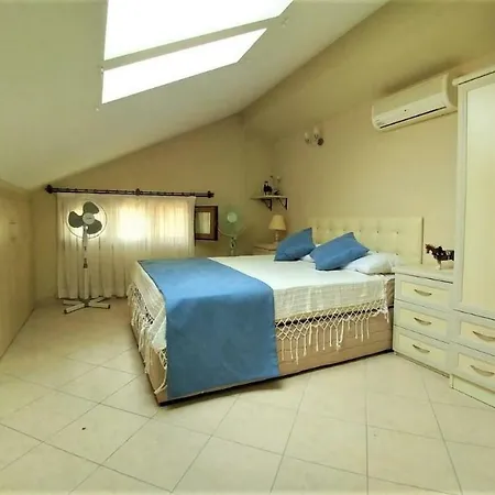 Playa - Solo 4 Bedroom Spacious فيلة فتحية